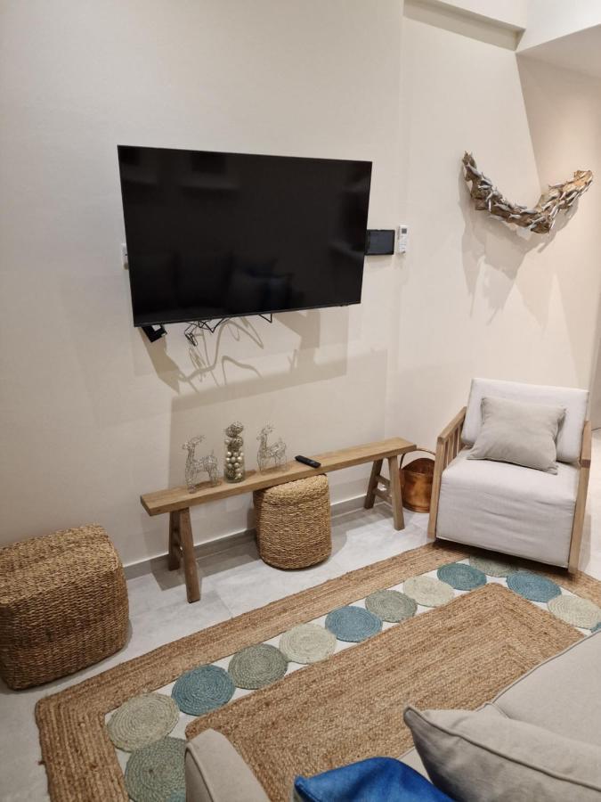 Poseidon'S Limnaria Apartment Paphos ภายนอก รูปภาพ