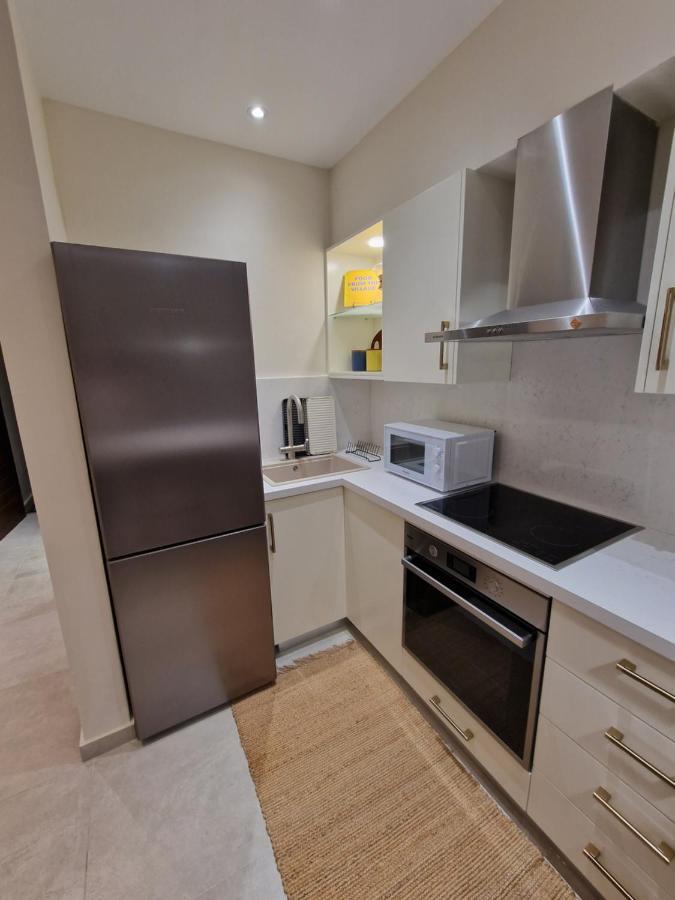 Poseidon'S Limnaria Apartment Paphos ภายนอก รูปภาพ
