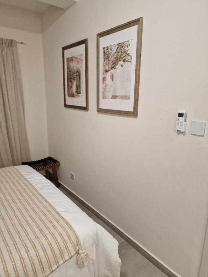Poseidon'S Limnaria Apartment Paphos ภายนอก รูปภาพ