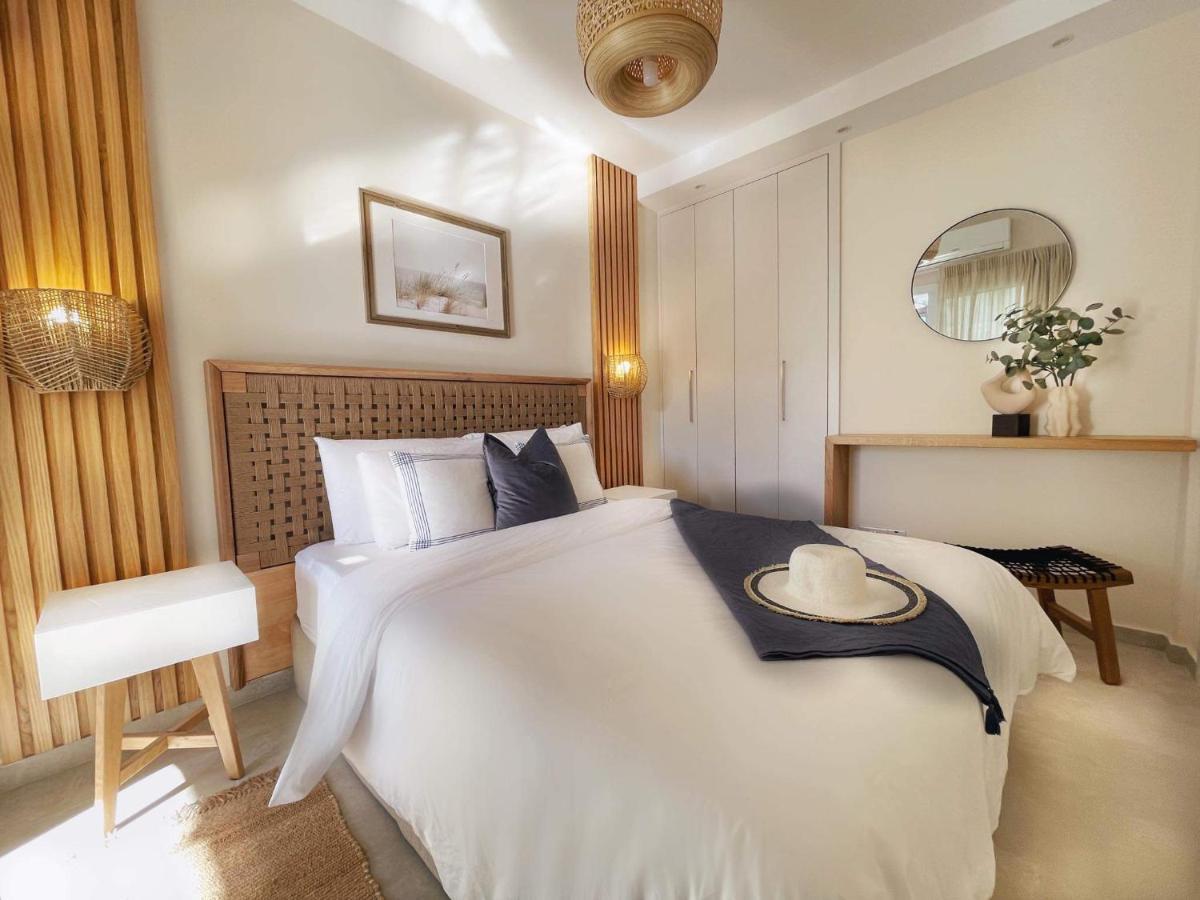 Poseidon'S Limnaria Apartment Paphos ภายนอก รูปภาพ